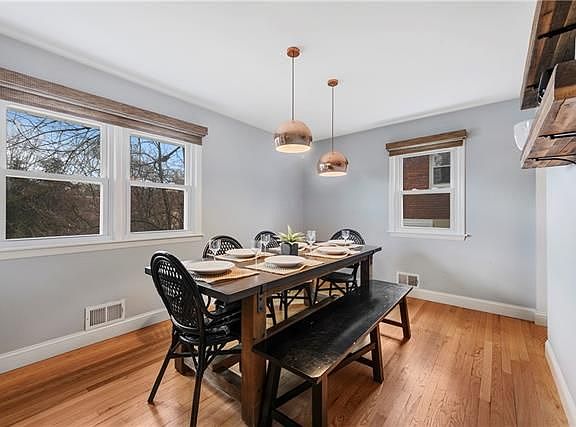 4th image of 45 Radnor Ave