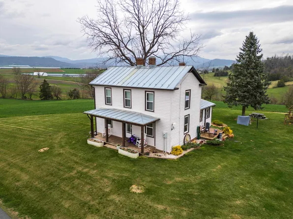 6746 Horeb Church Rd, Dayton, VA 22821