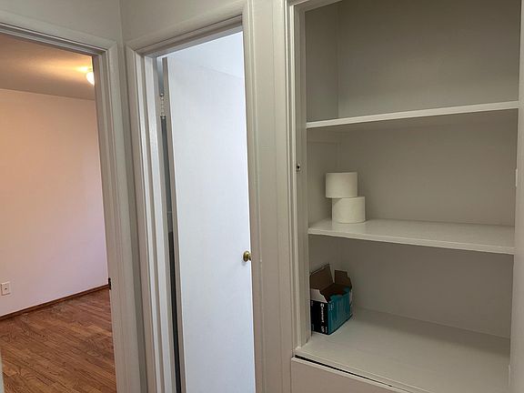 5th image of 10008 7th Ave NW #10008