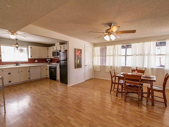 5th image of 8609 E Hawthorne St