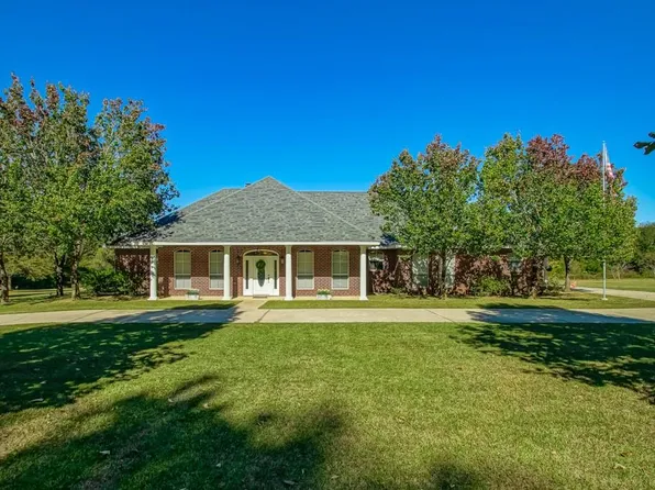 102 Secretariat Ct, Bush, LA 70431