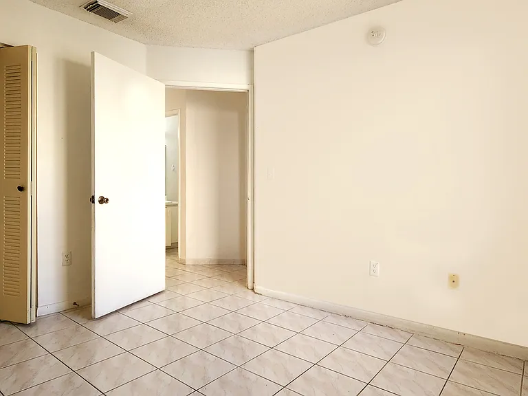 1180 NW 125th Path — Photo 7
