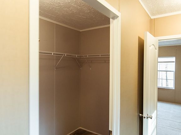 5th image of 148 Minifee Dr