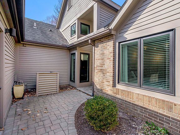 5th image of 4560 Cottonwood Dr