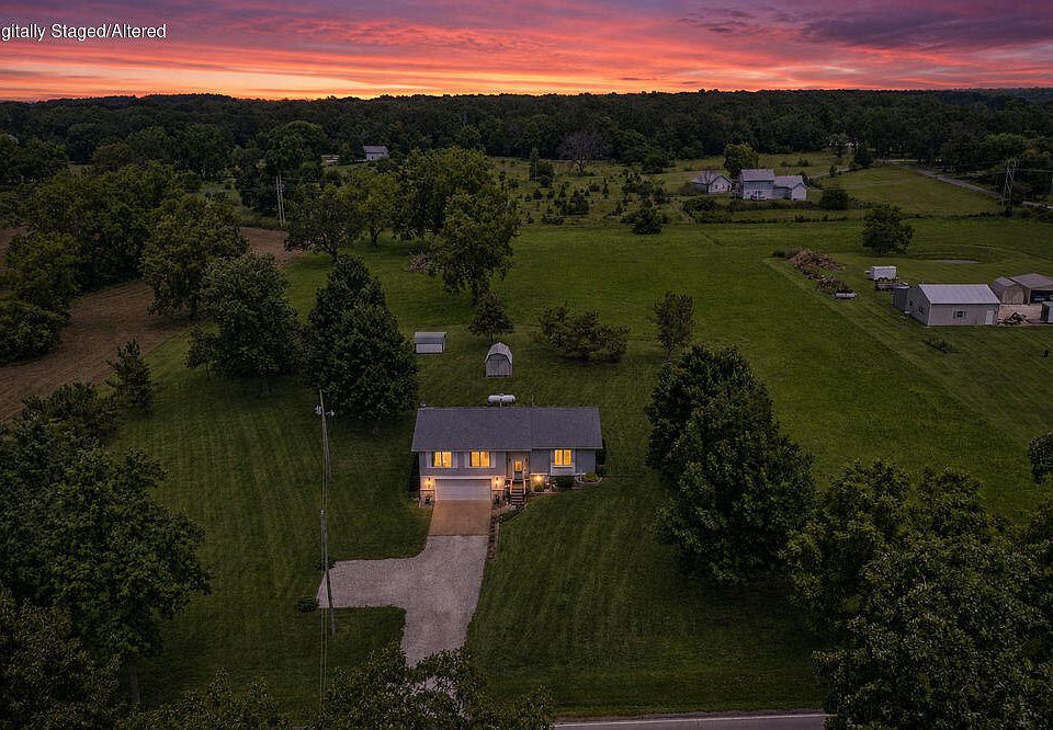 1st image of 8471 E Farm Road 194