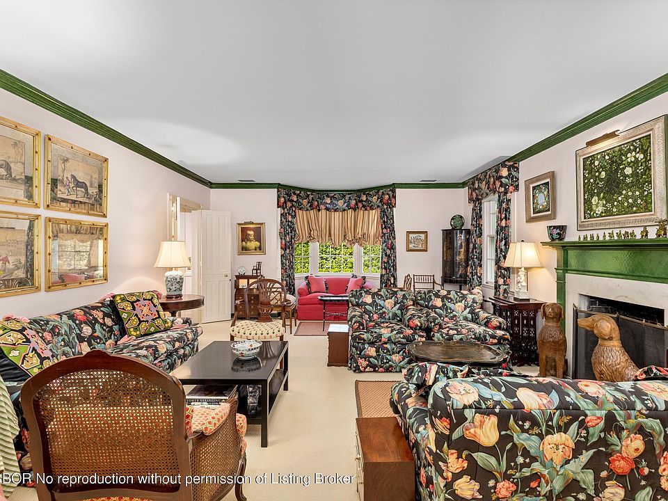 334 Barton Ave, Palm Beach, FL 33480 | MLS #25-1573 | Zillow