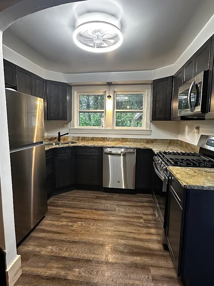 695 Race Street — Photo 1