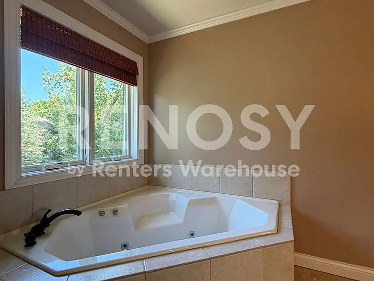 14525 Glendale Ave SE — Photo 18