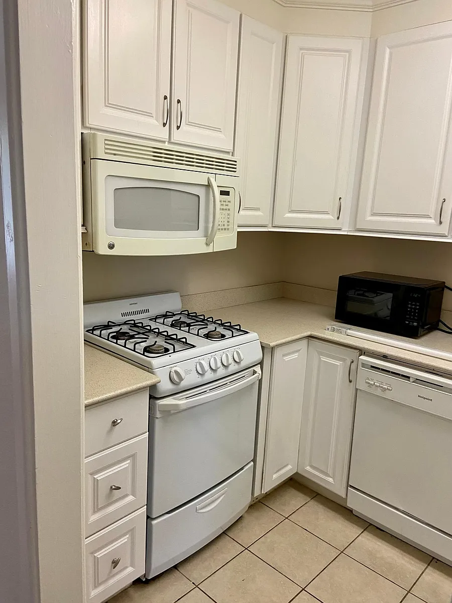 Building Photo - 1608 Colquitt St #4