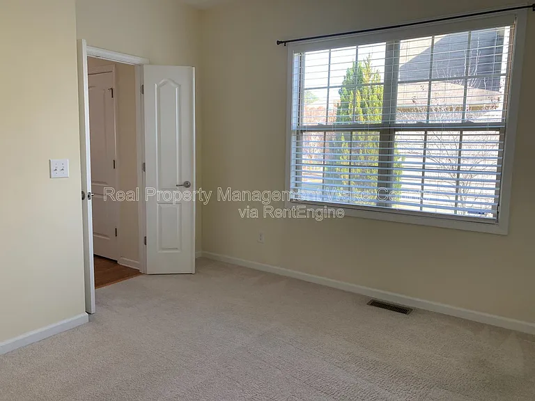 512 Sandy Whispers Pl — Photo 19
