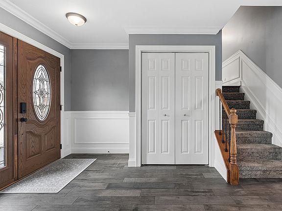 5th image of 2715 S Centurion Ln