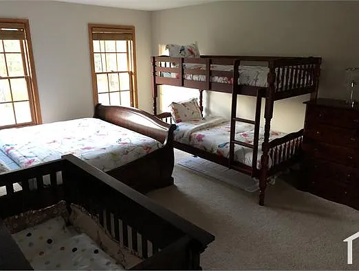7 bed, 3500 sqft, $3,500 — Photo 4