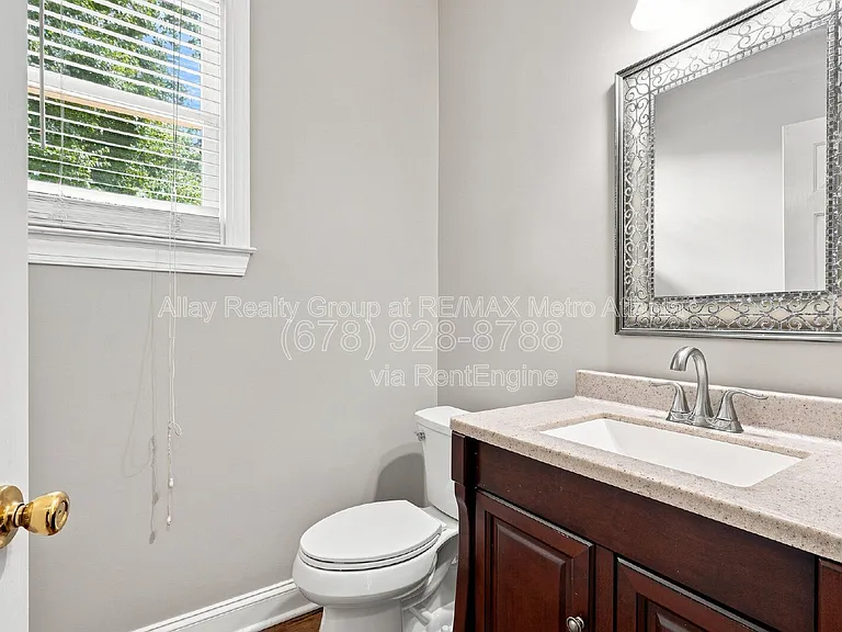 6725 Ridgefield Dr — Photo 17