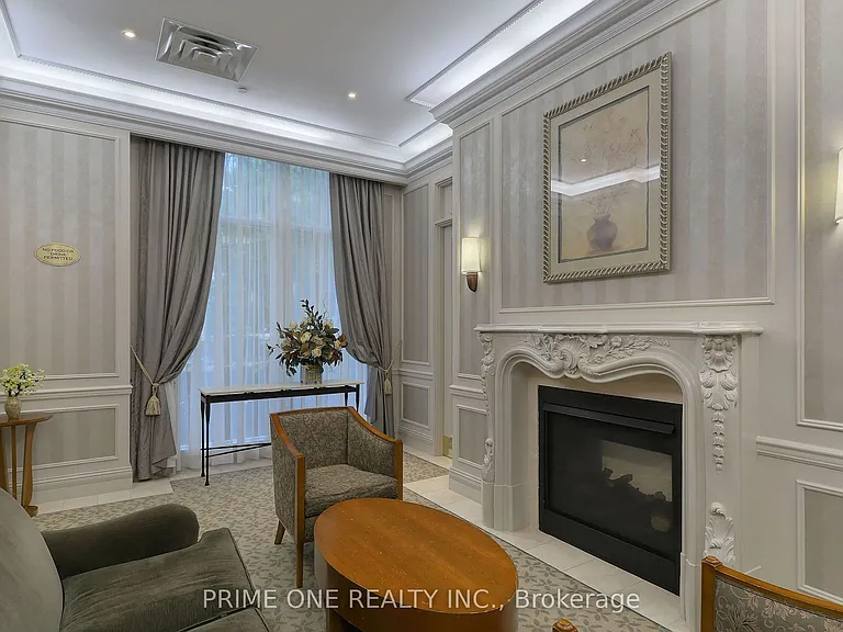 25 Kingsbridge Garden Cir #1421 — Photo 26
