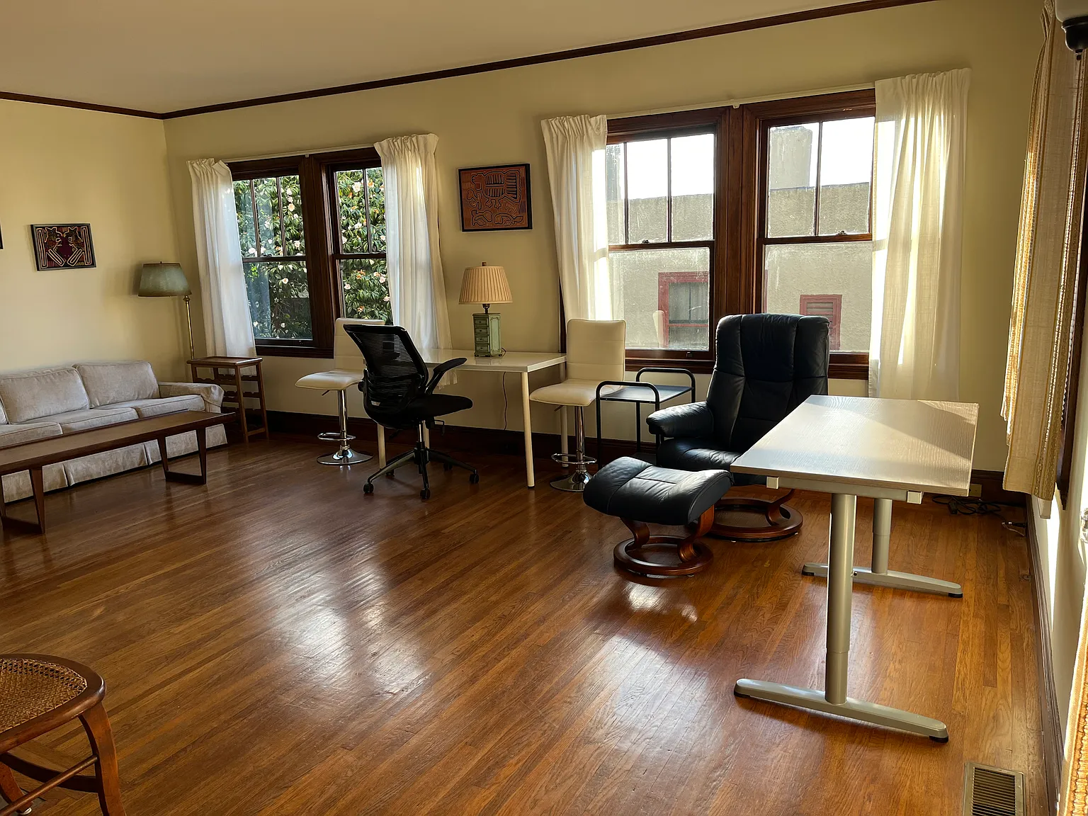 2 bed, 980 sqft, $4,300 — Photo 4