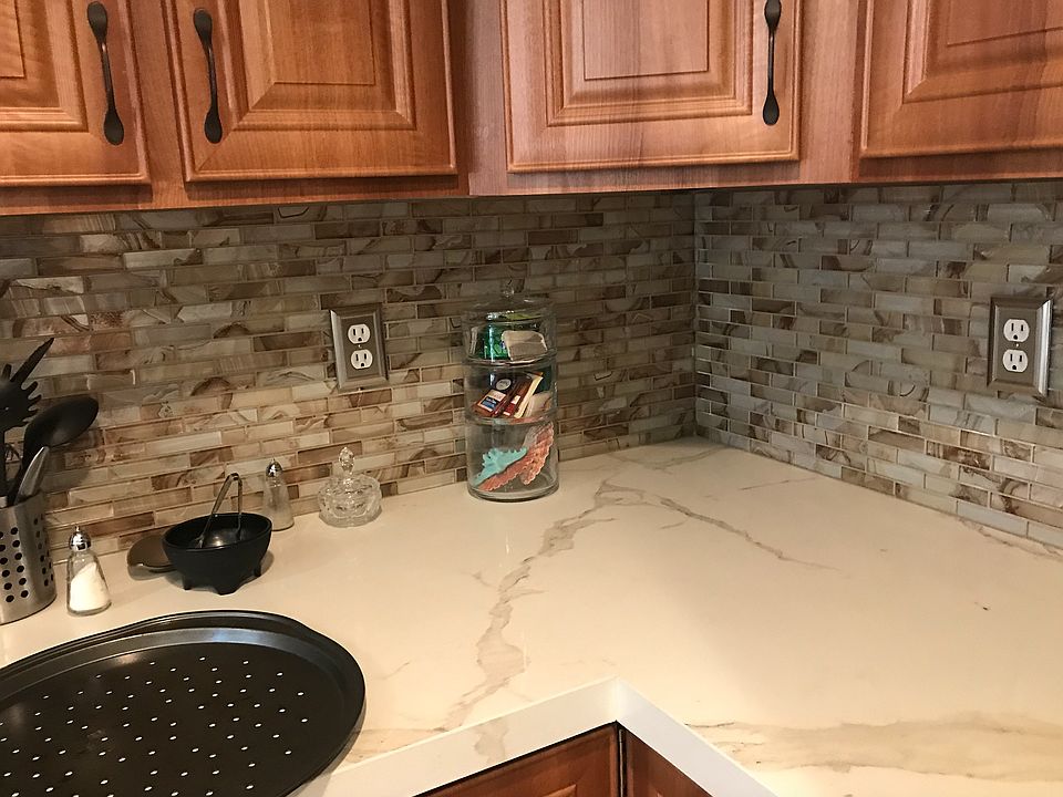 Beautiful glass mosaic backsplash tile!
