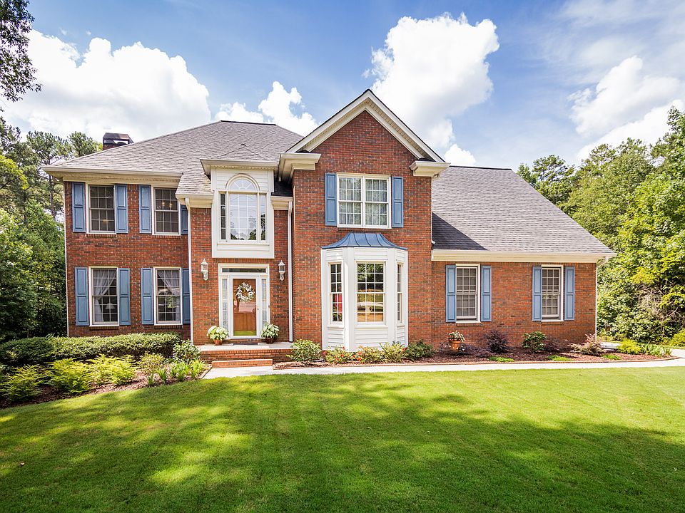 1st image of 2484 Millers Pond Ln