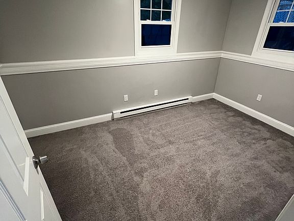 4th image of 62 Viscoloid Ave #2