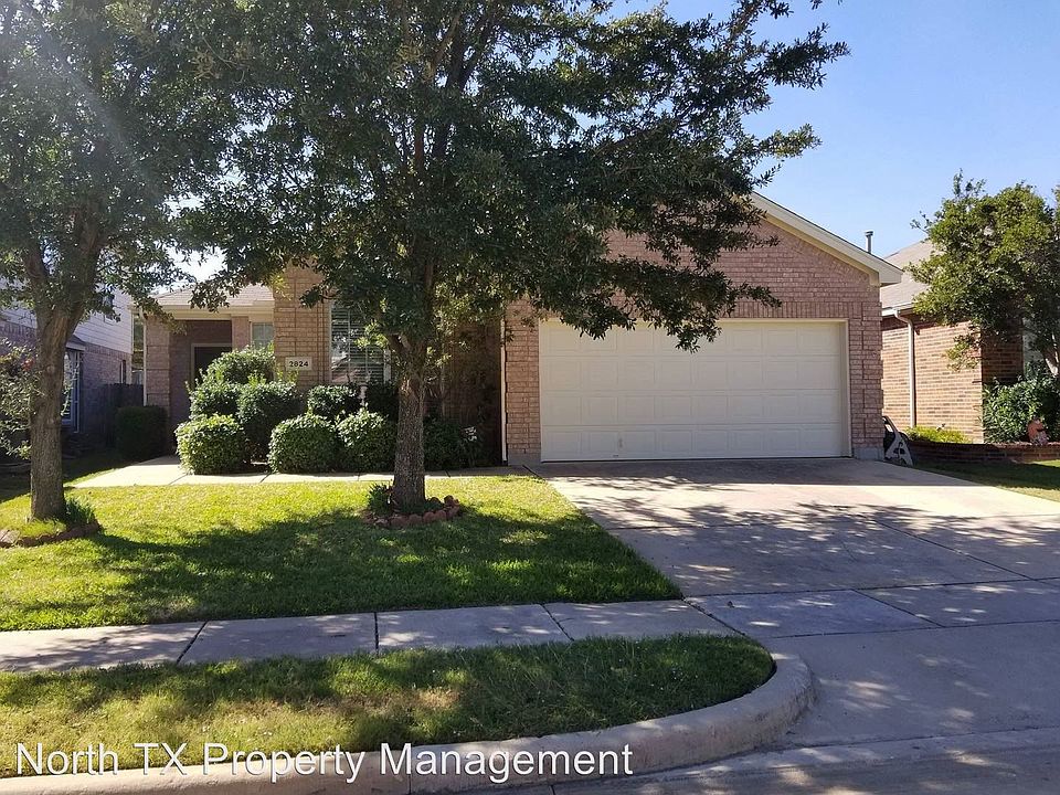 1st image of 2824 Muskrat Dr