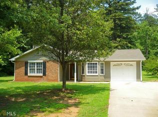 400 Roundup Trl, Ellenwood, GA 30294