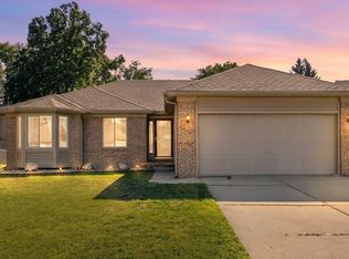 32926 Gallo Ln, Warren, MI 48093