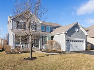 220 Cannon Rd, Volo, IL 60073