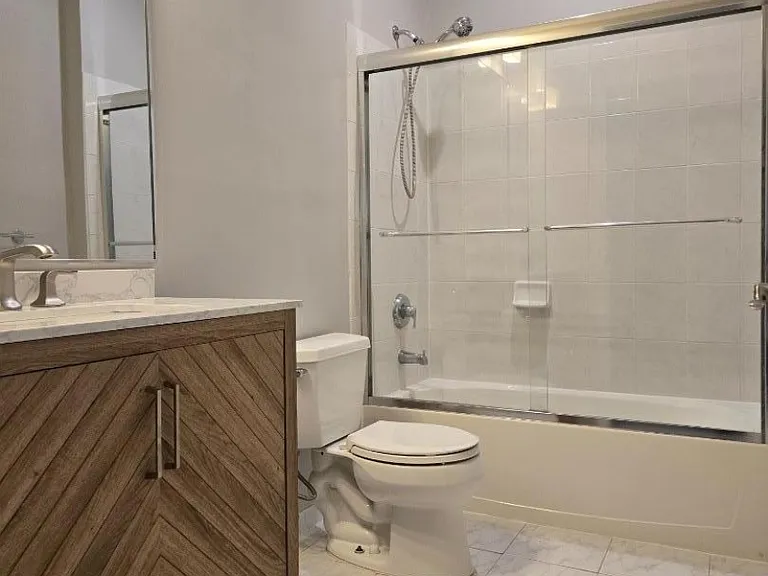 313 Winthrop Dr — Photo 22