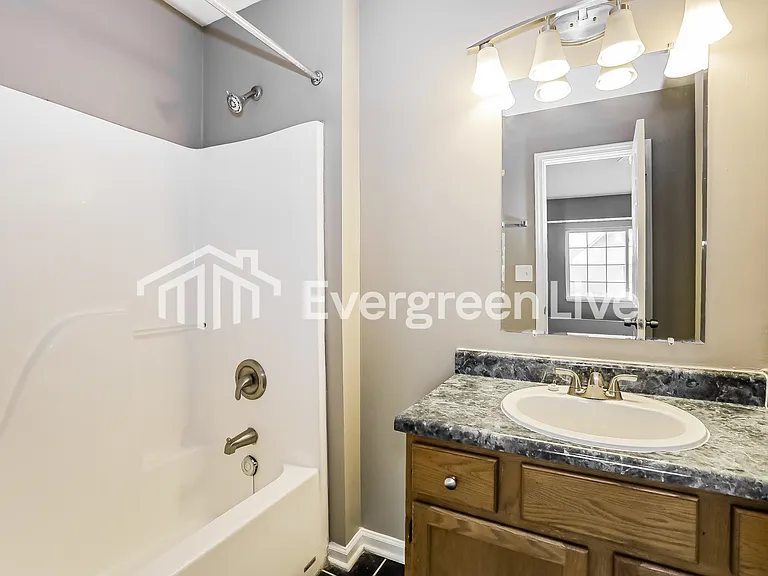 4948 Clarkson Dr — Photo 9