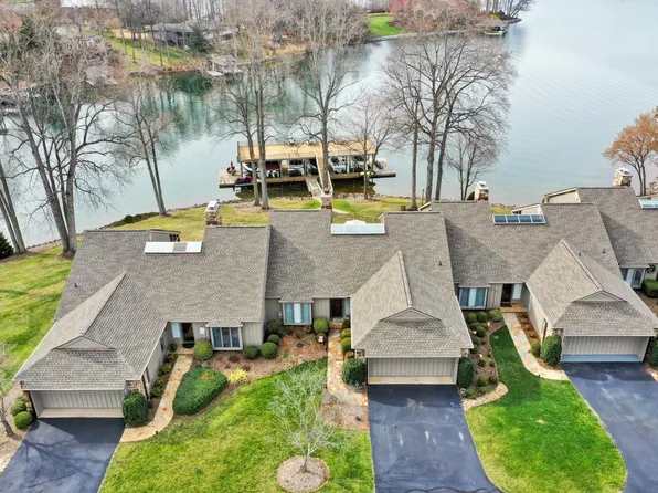 104 Gangplank Cir, Moneta, VA 24121