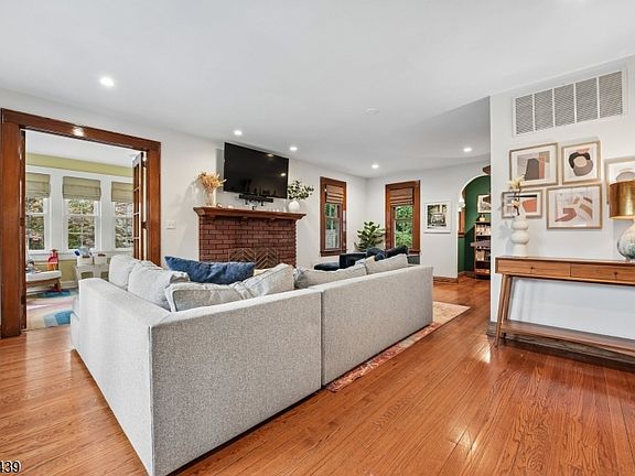 4th image of 14 Byrne Rd
