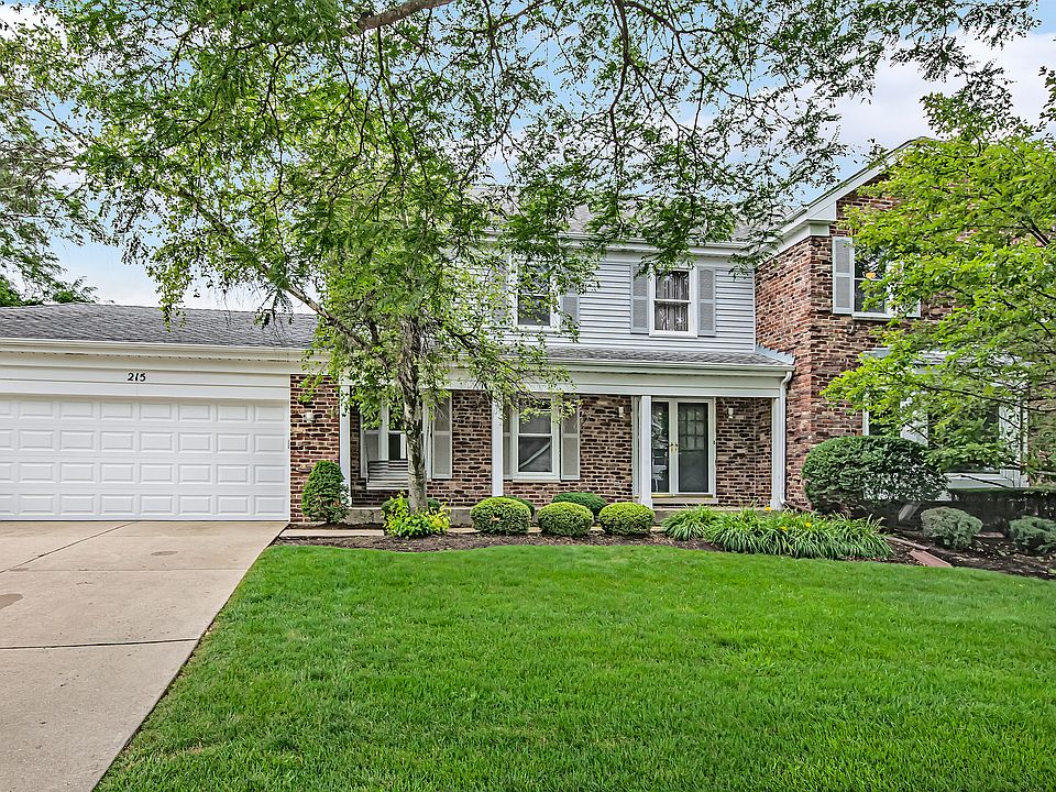 1st image of 215 W Plum Grove Cir