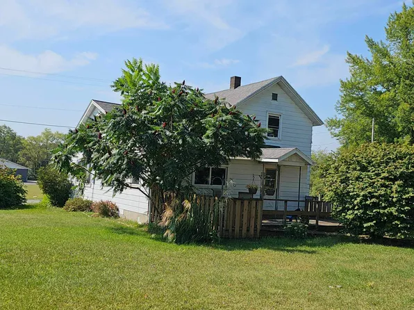 415 W 136th St, Grant, MI 49327