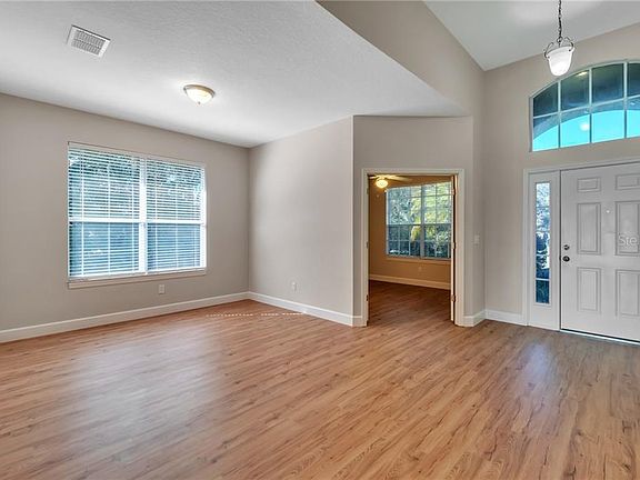 4th image of 1155 Lebanon Ct