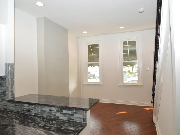 2661 E Norris St — Photo 4