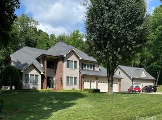 5400 Club View Dr, Concord, NC 28025