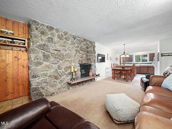 3rd image of 518 Hi Country Drive #8-17/18