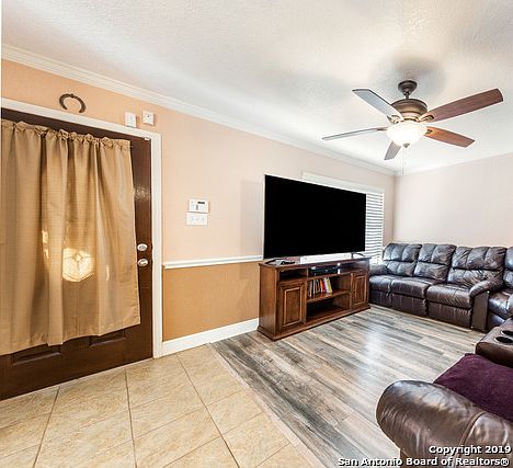 3rd image of 4931 Blessing St