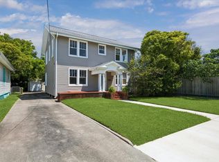 3910 Avenue R 1/2, Galveston, TX 77550