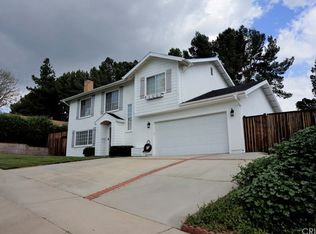 28058 Urbandale Ave, Santa Clarita, CA 91350