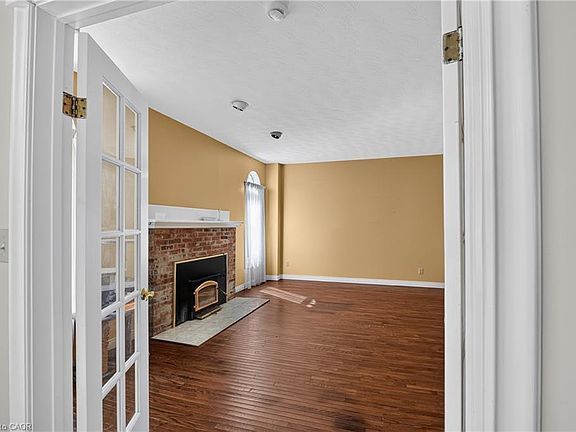 4th image of 4956 Sann Rd N