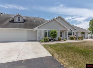745 Grayhawk Cir, Mankato, MN 56001