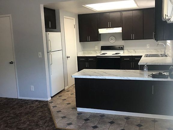 5th image of 1150 Pine St APT 12