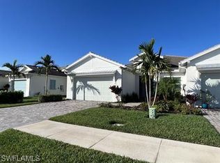 9007 Saint Lucia Dr, Naples, FL 34114
