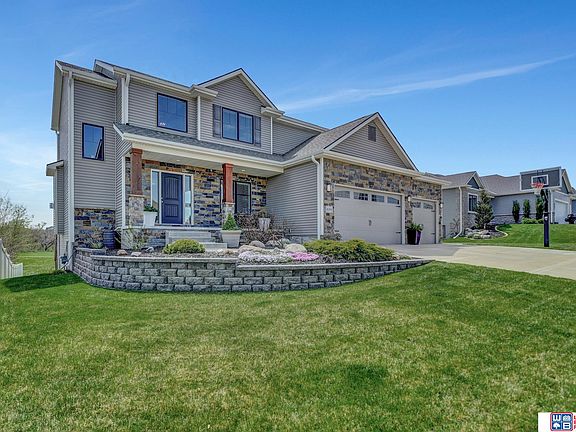 3rd image of 6301 Thompson Creek Cir
