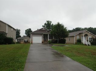 1313 William Holt Blvd, Sevierville, TN 37862