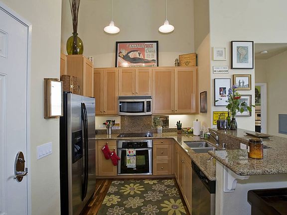 5th image of 3957 30th St Unit 520