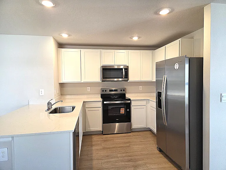 10646 Hidden Banks Gln — Photo 3
