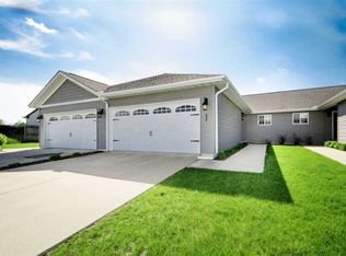 654 Bittersweet Ave, Metamora, IL