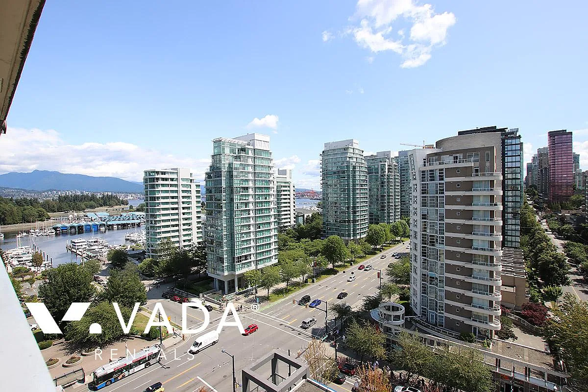 1863 Alberni St #1402 photo 1