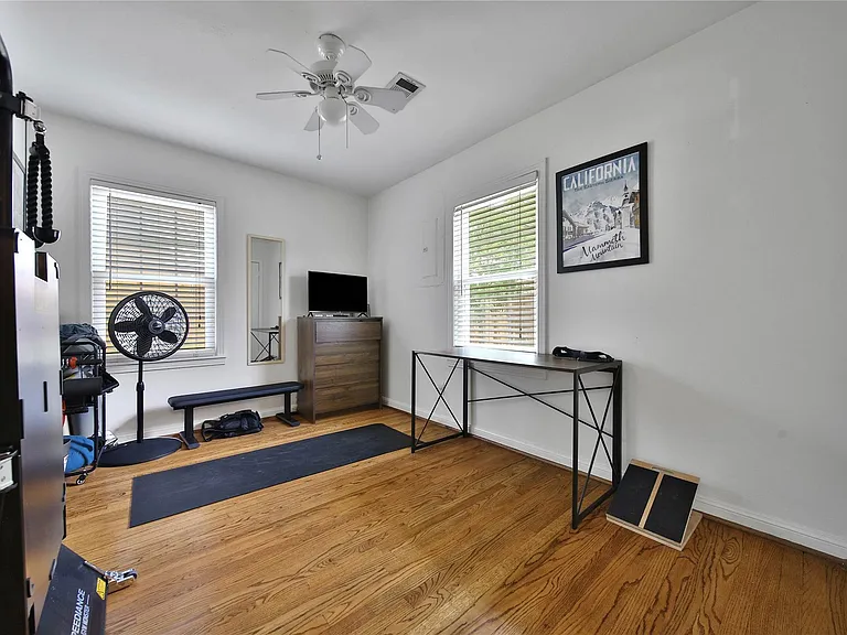 1607 Libbey Dr — Photo 11